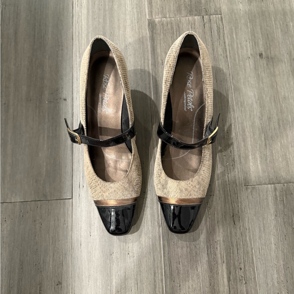 Walking Cradles Black and Tan Heels
